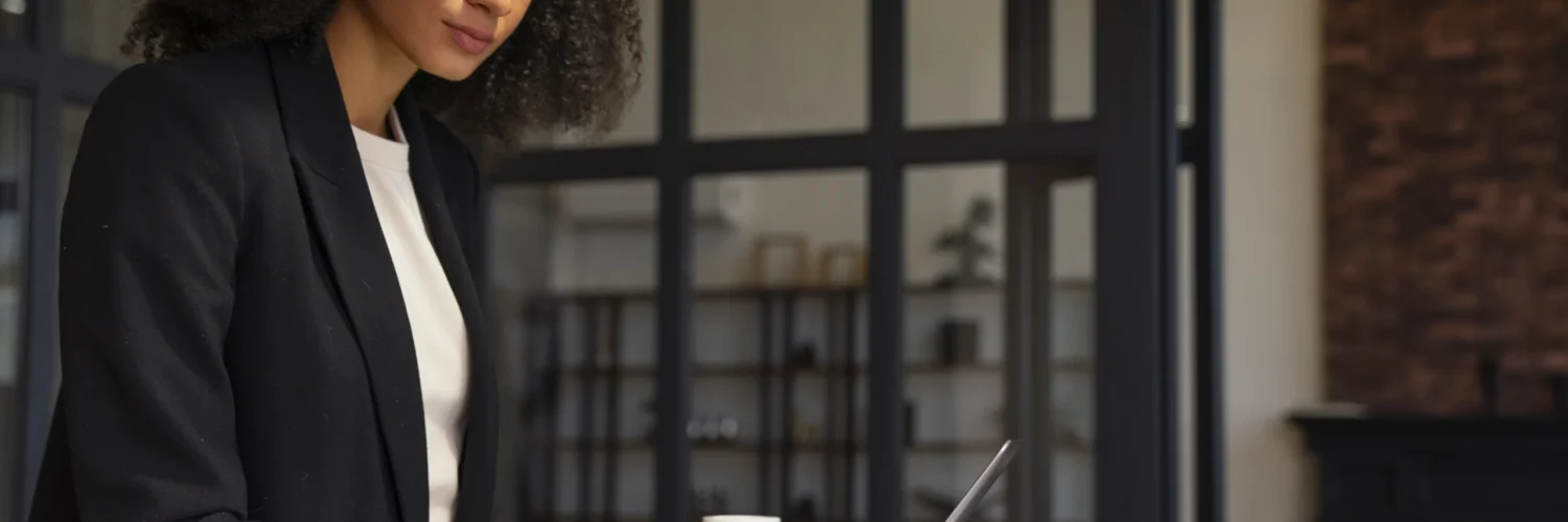 side-view-woman-working-desk