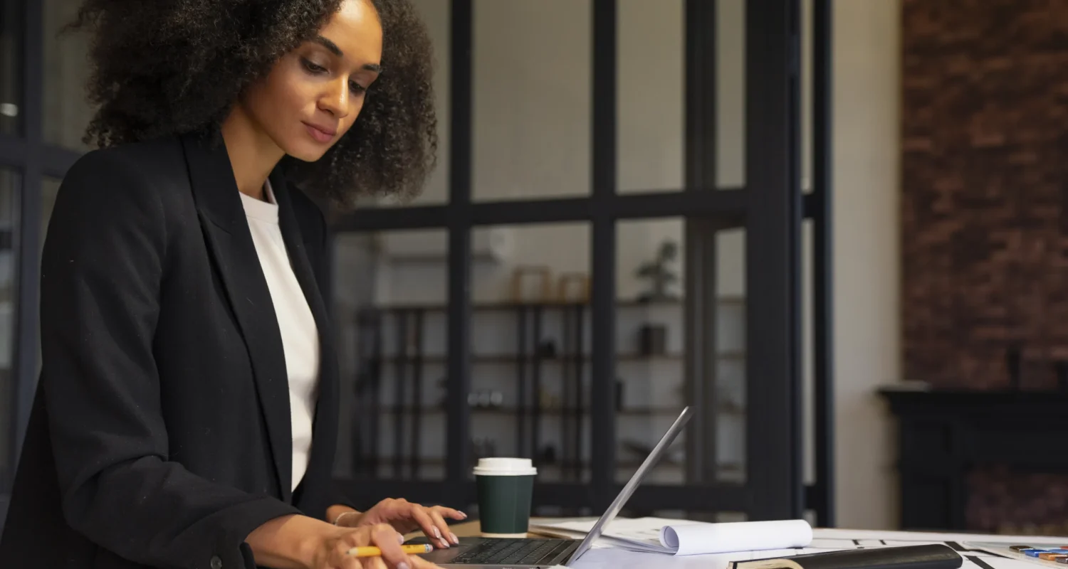 side-view-woman-working-desk